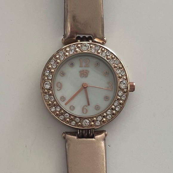 Elizabeth Taylor Watch - Picture 2 of 4
